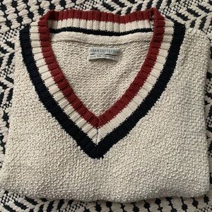 Semi cropped knit sweater
